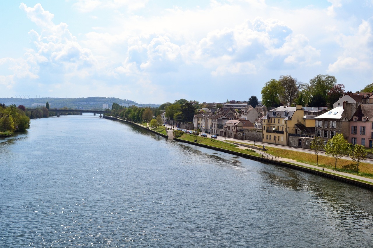 river-6567383_1280