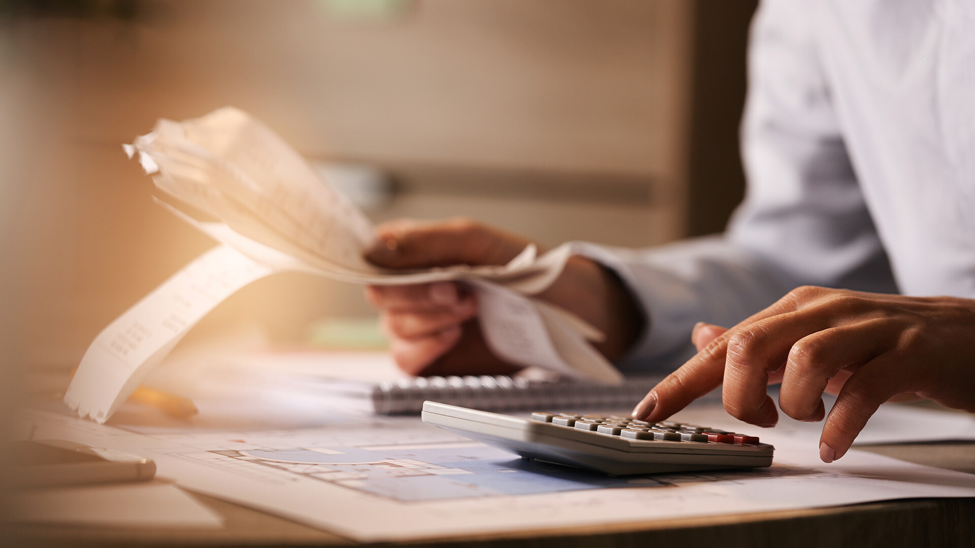 Optimisez votre budget énergie pour réduire les coûts et améliorer l'efficacité grâce à une gestion stratégique et des outils performants. Découvrez nos conseils et solutions.
