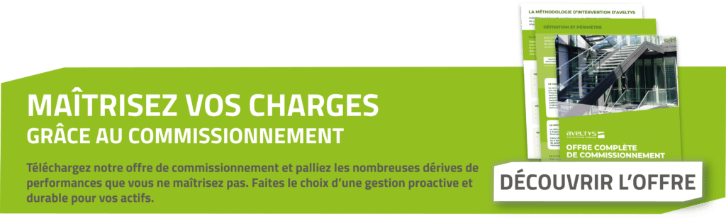 Bannière présentant l’offre complète de commissionnement avec un visuel de bâtiment et un bouton Découvrir l’offre