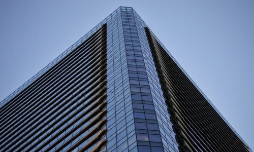AVELTYS vous explique les enjeux du Facility Manager et comment l’exploitation avec garantie de charges peut y répondre.