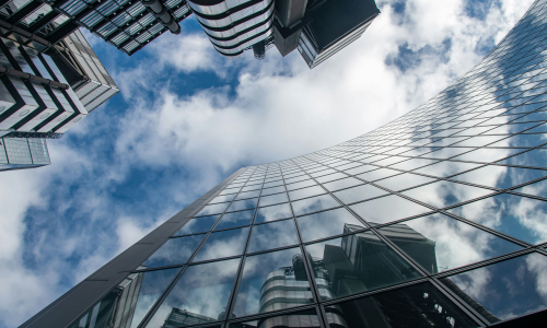 Optimisez la performance énergétique de votre portefeuille immobilier pour attirer locataires et investisseurs